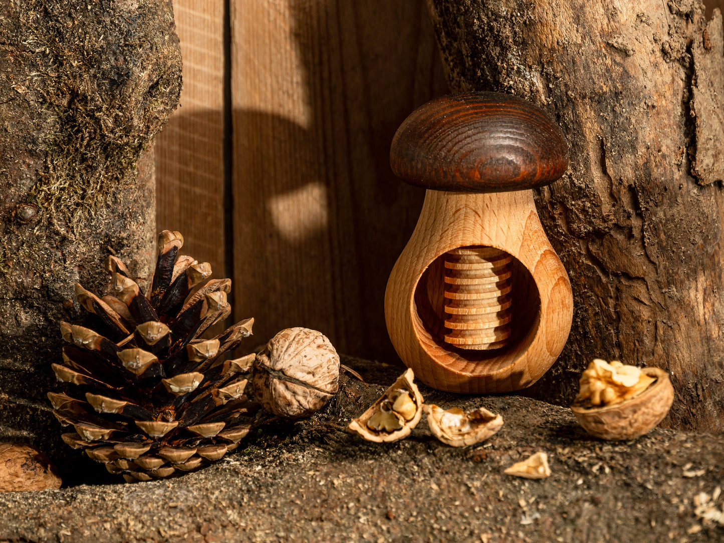 Nussknacker, Nussknacker Holz personalisiert, Nussknackerpilz aus Holz, Nussknacker Kinder, Nussknacker Senioren, Weihnachtsgeschenk