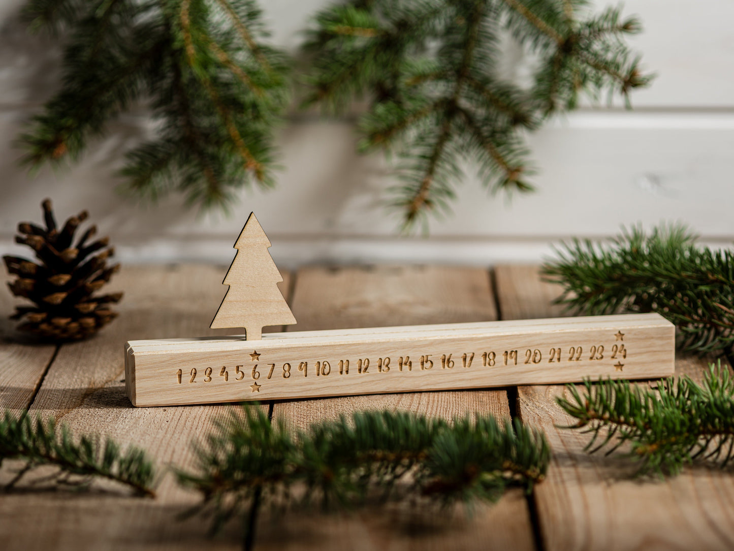Ewiger Adventskalender aus Holz, 30 cm, Adventskalender Holzleiste, Adventskalender immerwährend, Leiste, Wohndeko, minimalistisch, Büro