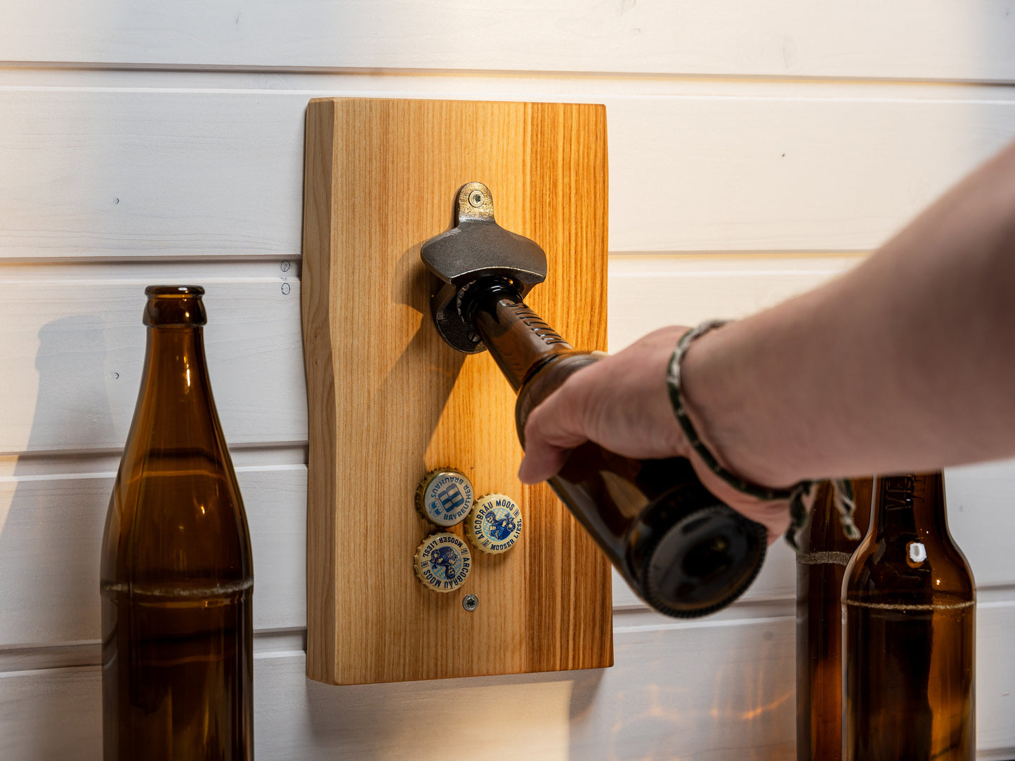 Wandflaschenöffner, Flaschenöffner Wand, Bieröffner, Geschenk für Männer, Vatertagsgeschenk, Grillecke, Öffner Magnet, Weihnachtsgeschenk
