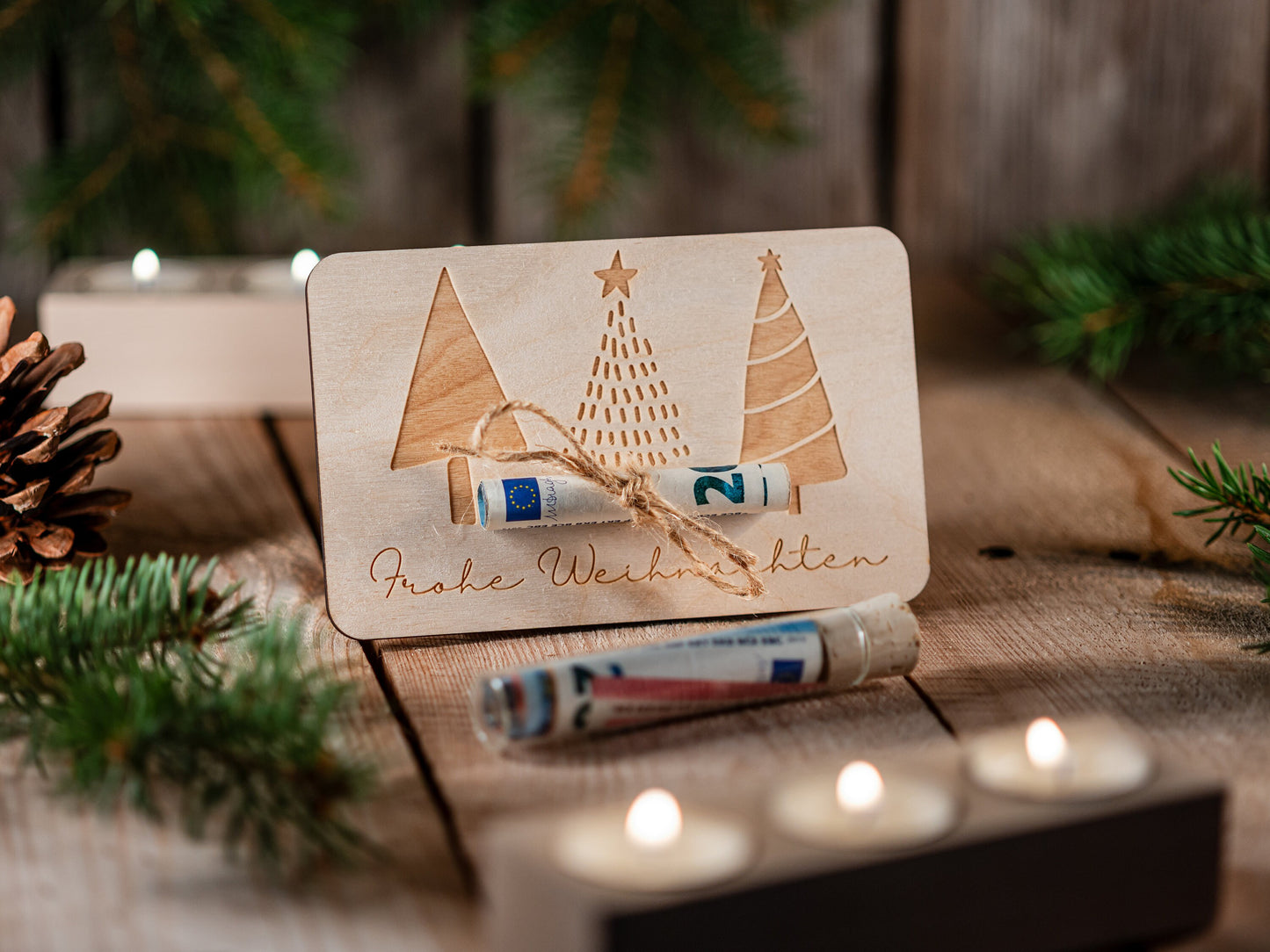 Geldgeschenk Weihnachten, Wunscherfüller, Reagenzglas, Motiv Tannenbaum, Weihnachtsmotiv, Geld schenken, Gutscheinkarte, Geld mit Holzkarte