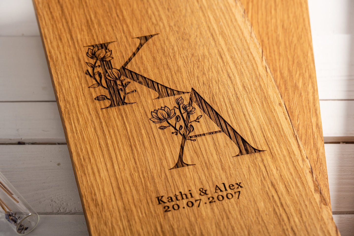 Hochzeitsgeschenk Brett, Geschenk Hochzeit, Holzbrett personalisiert, Schneidebrett Eiche, Geschenkidee Polterabend, Brett zur Hochzeit