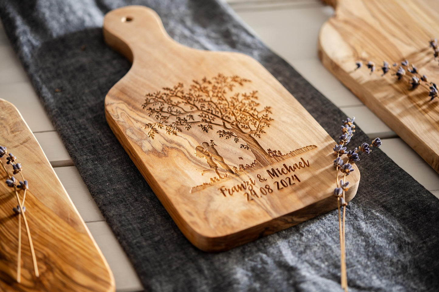Personalisiertes Schneidebrett, Geschenk zur Hochzeit, Lebensbaum, Name und Hochzeitsdatum, Geschenk für Paare, Geschenk Hochzeitstag