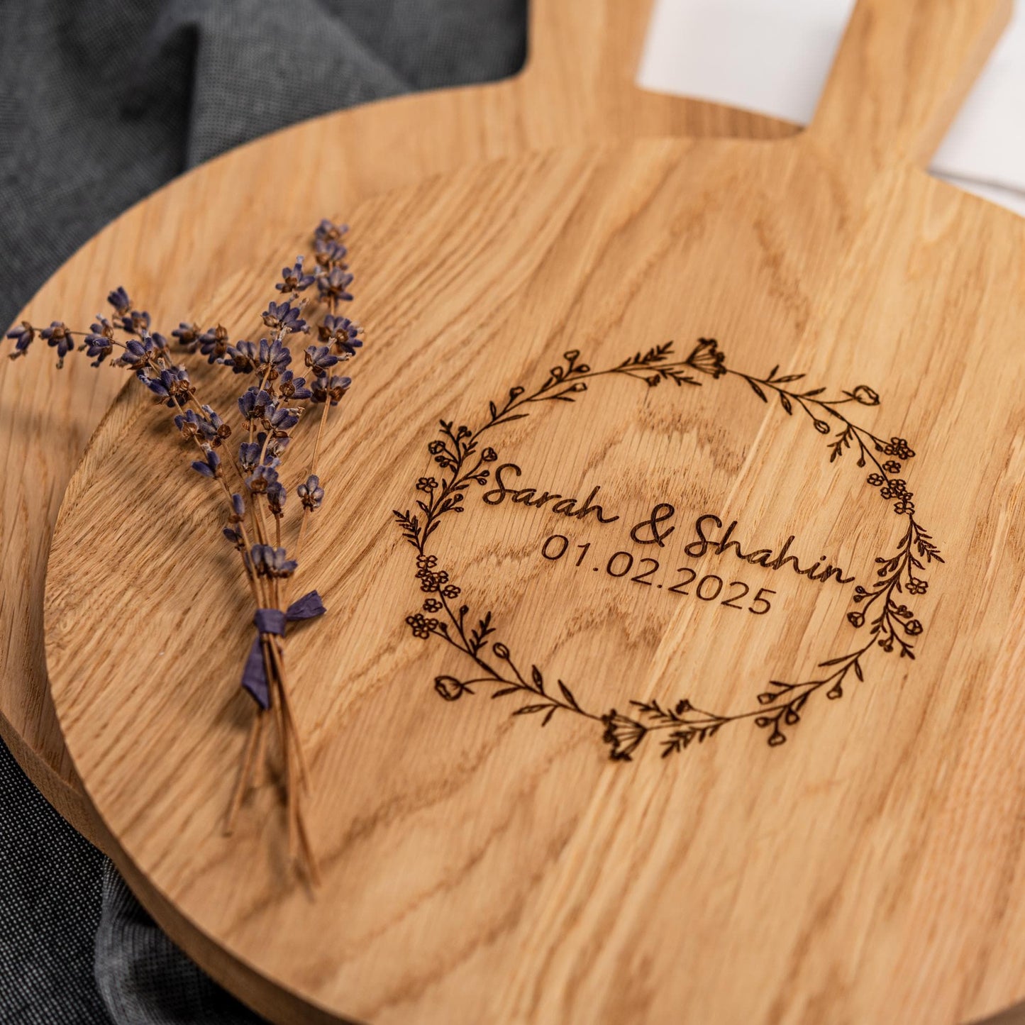Schneidebrett personalisiert, Brett mit Gravur als Hochzeitsgeschenk, Geldgeschenk Hochzeit, Silberhochzeit, Hölzerne Hochzeit, Polterabend