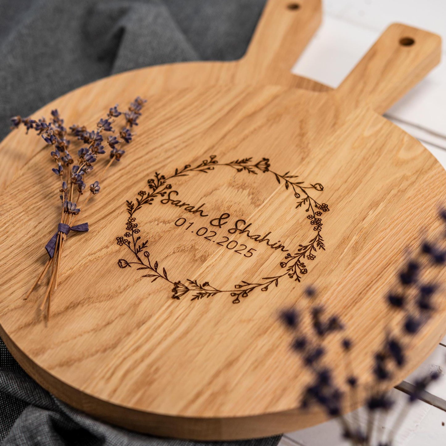 Schneidebrett personalisiert, Brett mit Gravur als Hochzeitsgeschenk, Geldgeschenk Hochzeit, Silberhochzeit, Hölzerne Hochzeit, Polterabend