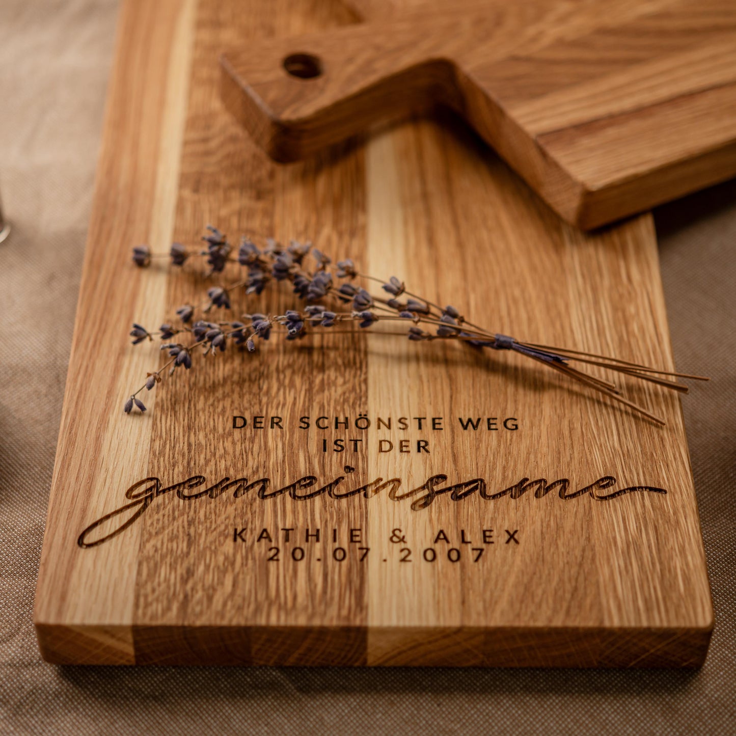 Schneidebrett, der schönste Weg ist der gemeinsame, Holzbrett personalisiert, Hochzeitsgeschenk, Geschenk Brautpaar, Brett Hochzeit