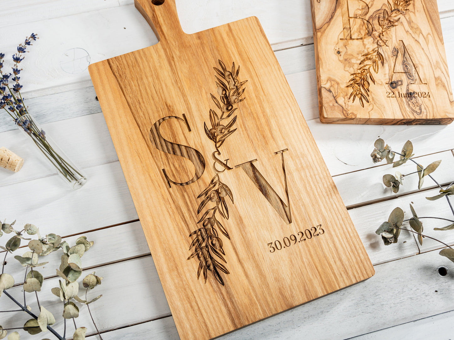 Geschenk Brautpaar, personalisiertes Hochzeitsgeschenk, Geschenkidee Silberhochzeit, Goldene Hochzeit, Hochzeitsdatum, Brett Hochzeit