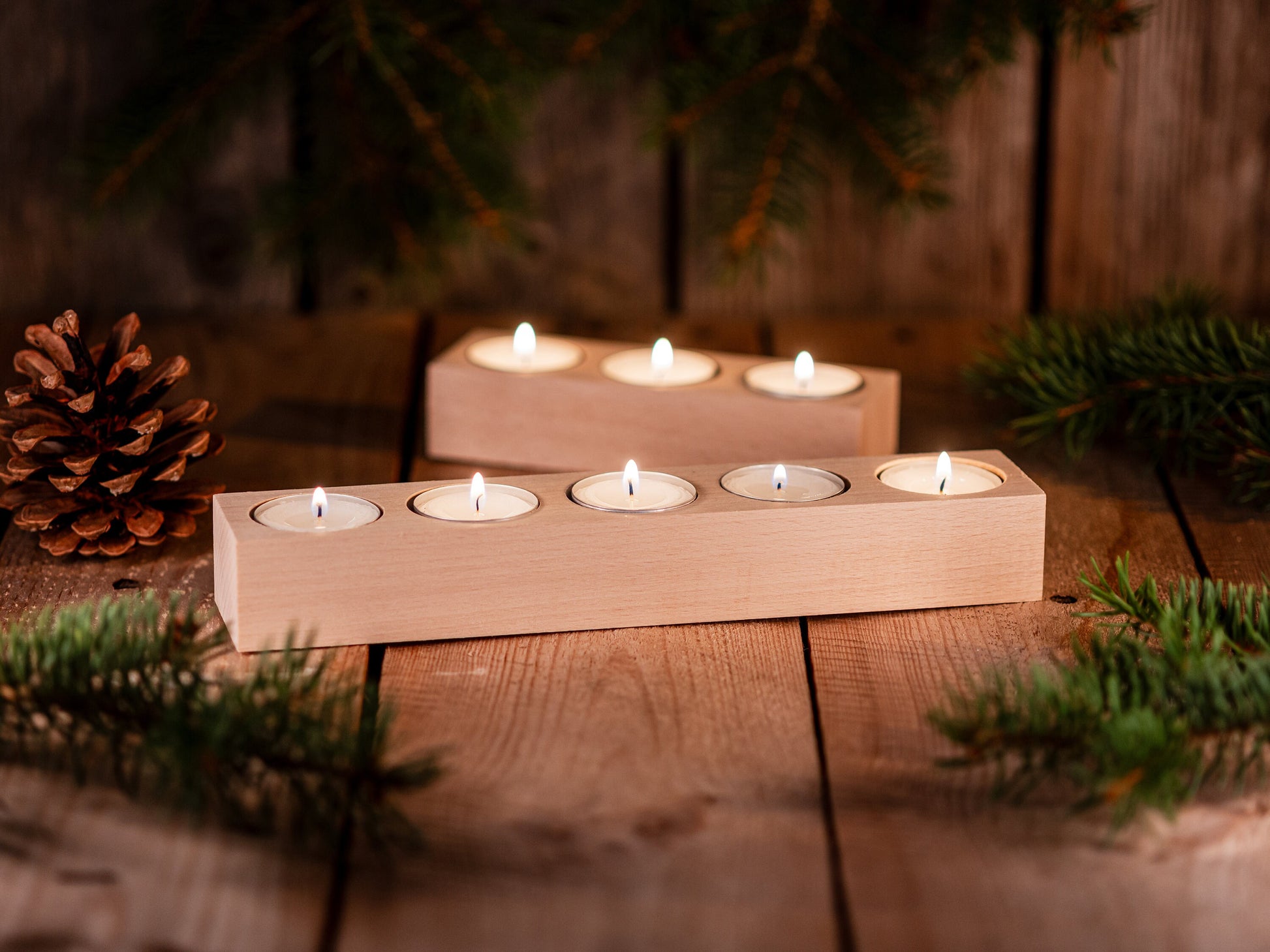 Teelichthalter personalisiert, Holz, 3er, 5er-Kerzenhalter, Nordic Style, Kerzenständer graviert, Buchenholz, Weihnachtsdekoration, Advent