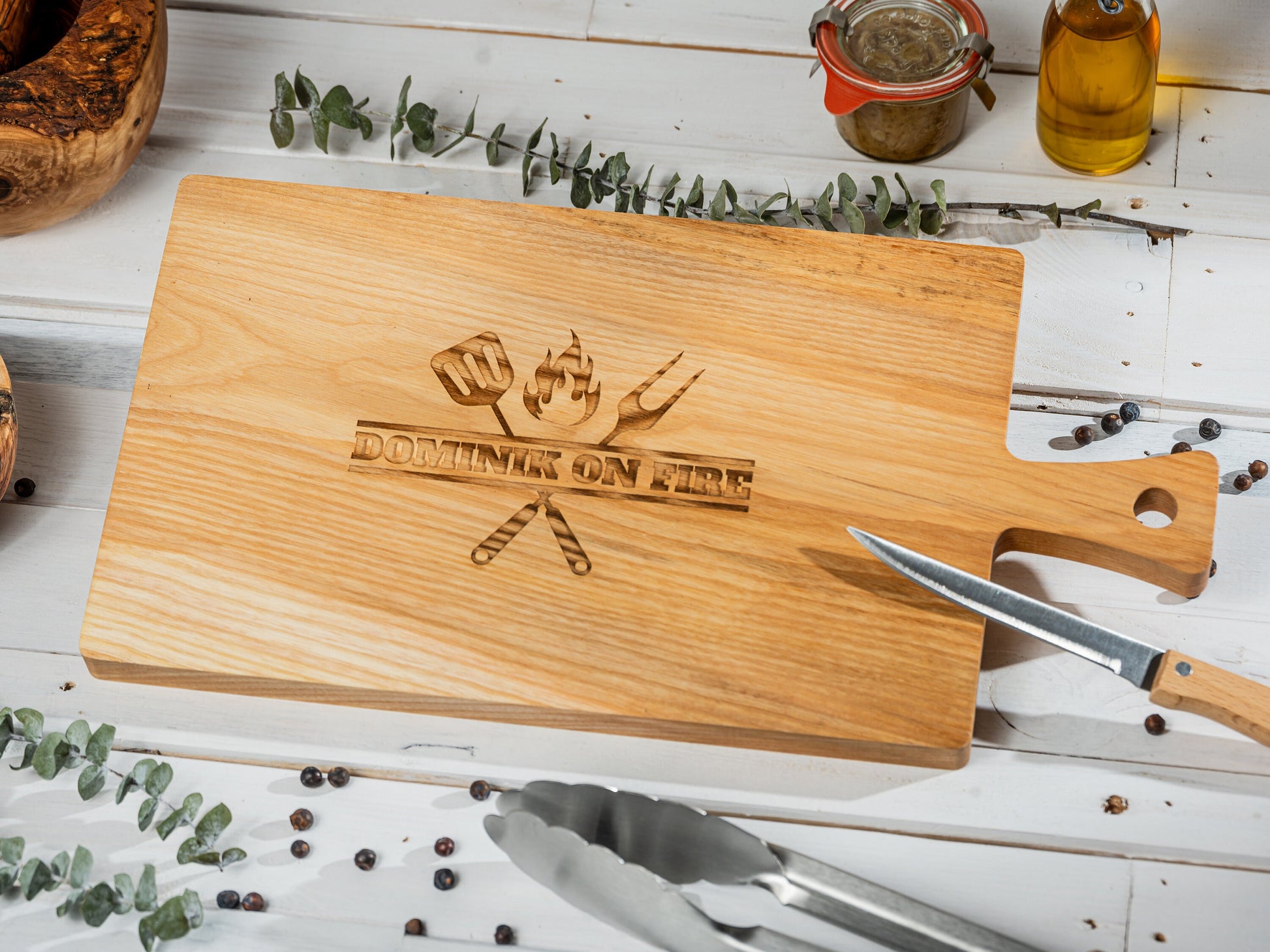 Grillgeschenk mit Gravur, Schneidebrett Männer, Grillmeister, Papa Geschenk, Geschenkidee, personalisiertes Grillbrett, Männergeschenk