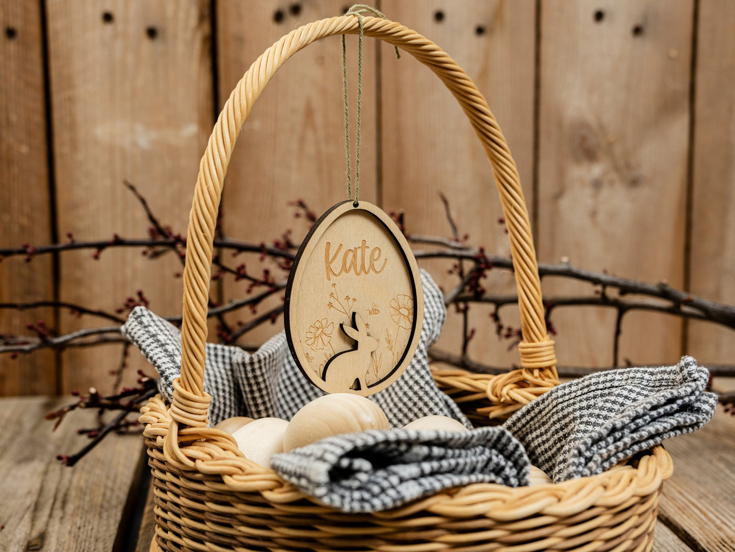Osterdeko personalisiert aus Holz, Anhänger Ostern mit Name, Osteranhänger, Osterkorb, Osternest, Osterkörbchen, Schmuck Osterstrauß, 9x7 cm