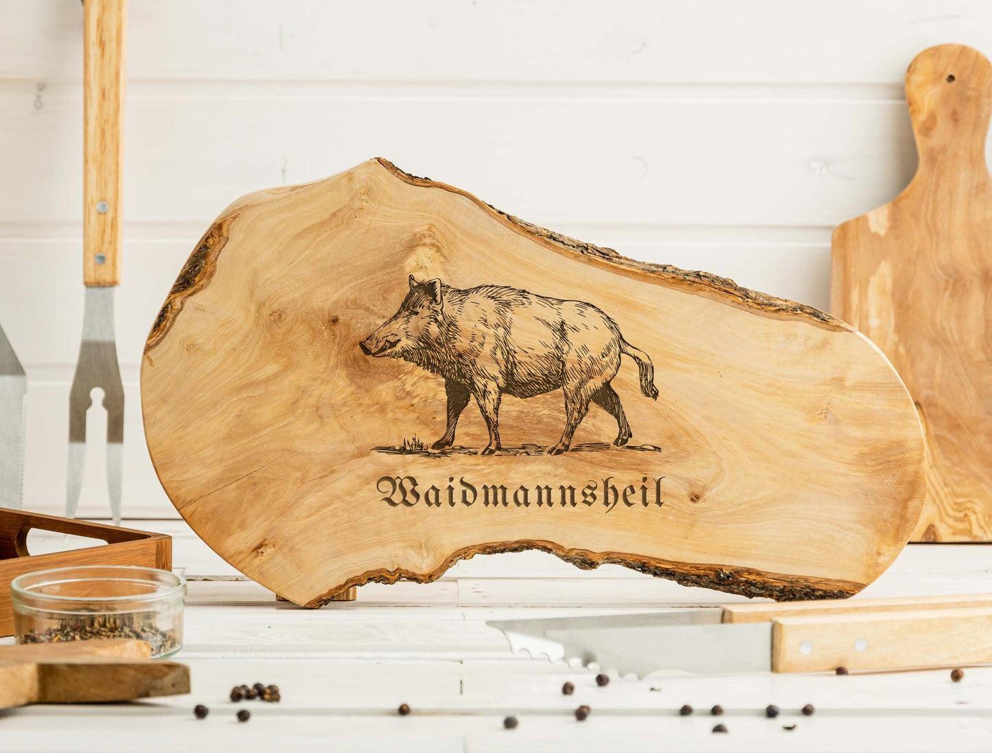 Geschenk Jäger, Jagd, personalisiertes Jagdbrett, Schneidebrett, Keiler, Wildschwein, Waidmannsheil, Servierbrett, Geschenkidee Jäger, Grill