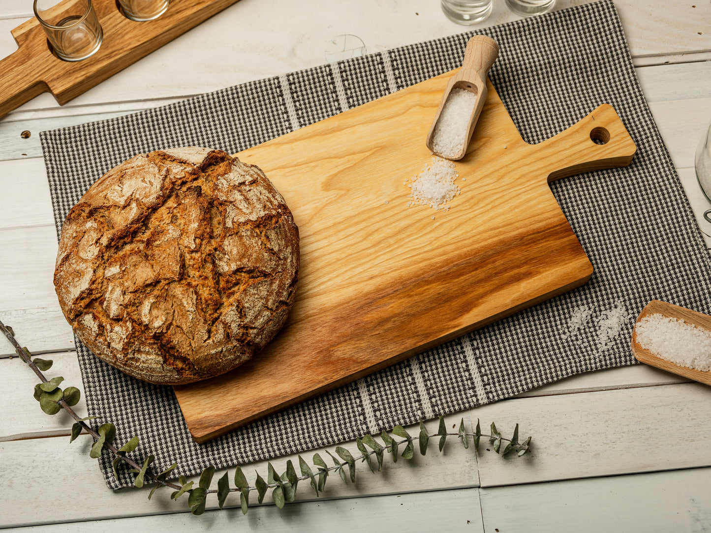 Schneidebrett personalisiert, Geschenk Einzug, Hausbau, Einweihungsgeschenk, Brot und Salz, Umzugsgeschenk, Richtfest, Geschenk Freunde