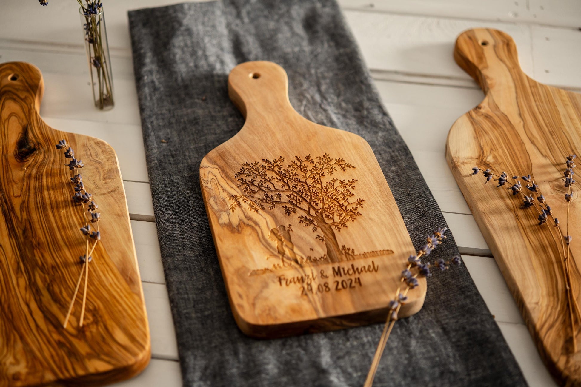 Personalisiertes Schneidebrett, Geschenk zur Hochzeit, Lebensbaum, Name und Hochzeitsdatum, Geschenk für Paare, Geschenk Hochzeitstag