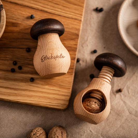 Nussknacker, Nussknacker Holz personalisiert, Nussknackerpilz aus Holz, Nussknacker Kinder, Nussknacker Senioren, Weihnachtsgeschenk