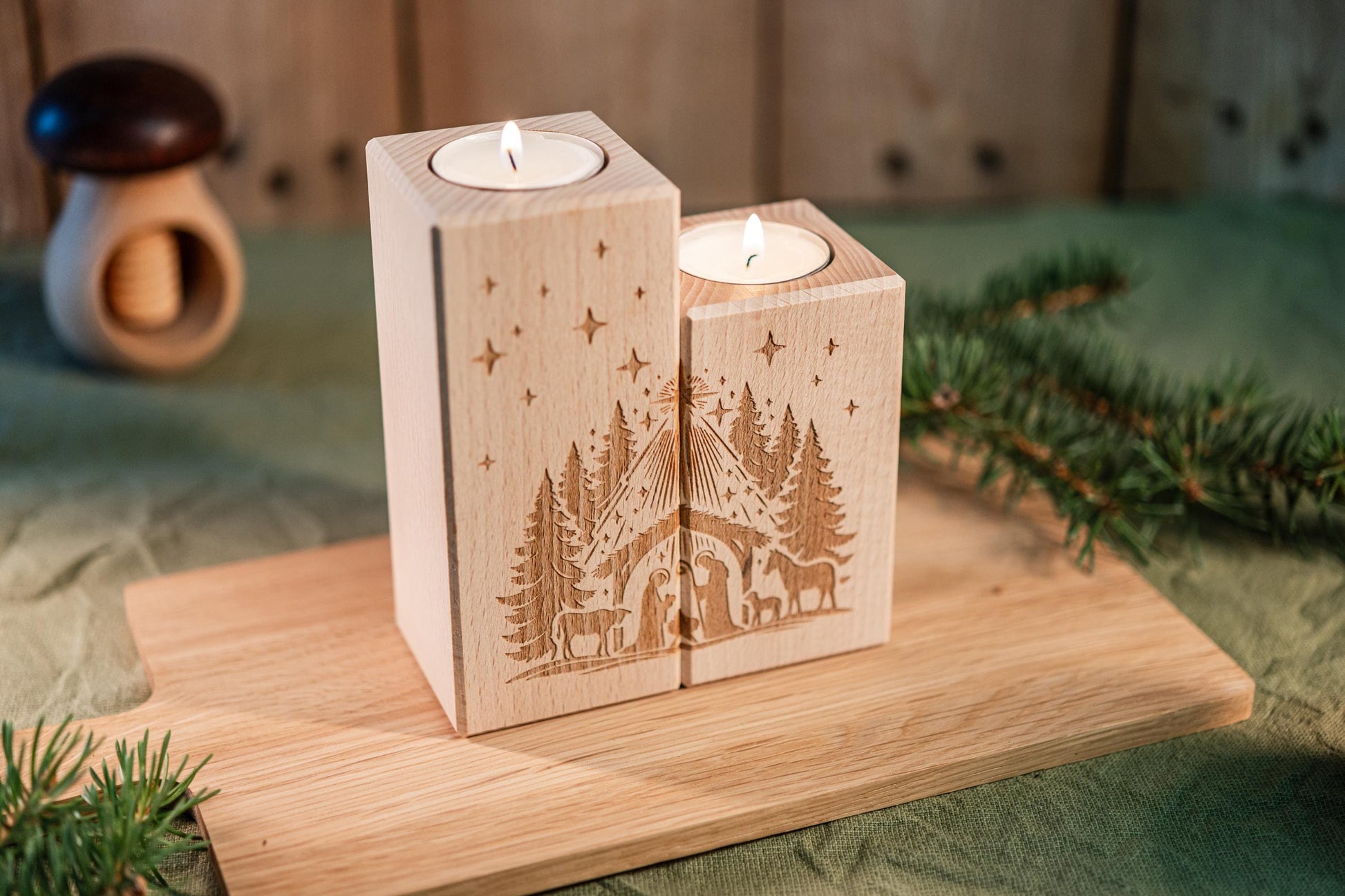 Krippe aus Holz, Teelichthalter mit Krippenfiguren, moderner Kerzenhalter, Mini Krippe, moderne Weihnachtskrippe, kleine Krippe aus Holz