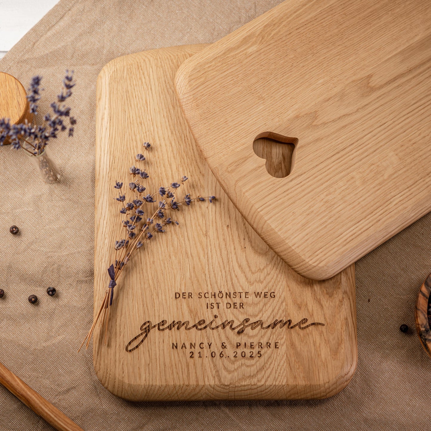 Schneidebrett Herz, Der schönste Weg ist der gemeinsame, Holzbrett personalisiert, Hochzeitsgeschenk, Geschenk Brautpaar, Silberhochzeit