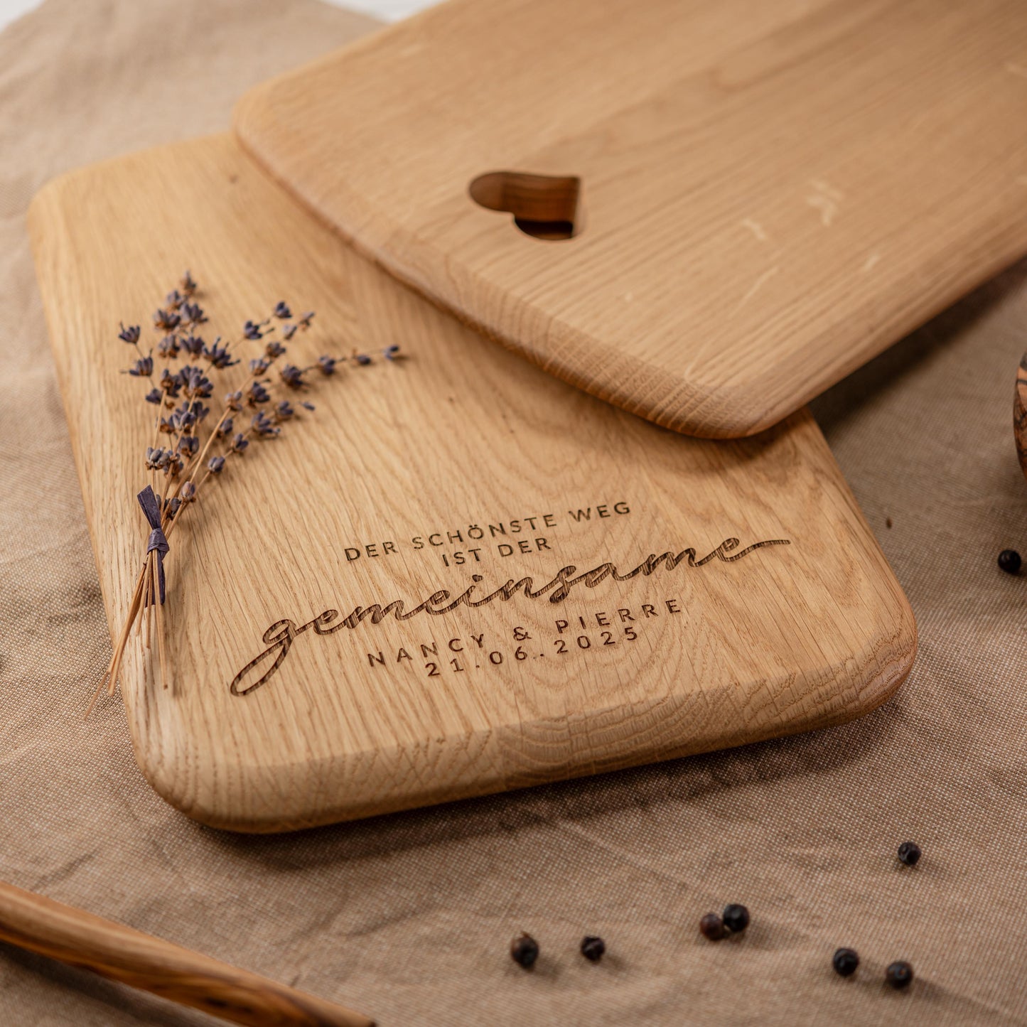 Schneidebrett Herz, Der schönste Weg ist der gemeinsame, Holzbrett personalisiert, Hochzeitsgeschenk, Geschenk Brautpaar, Silberhochzeit