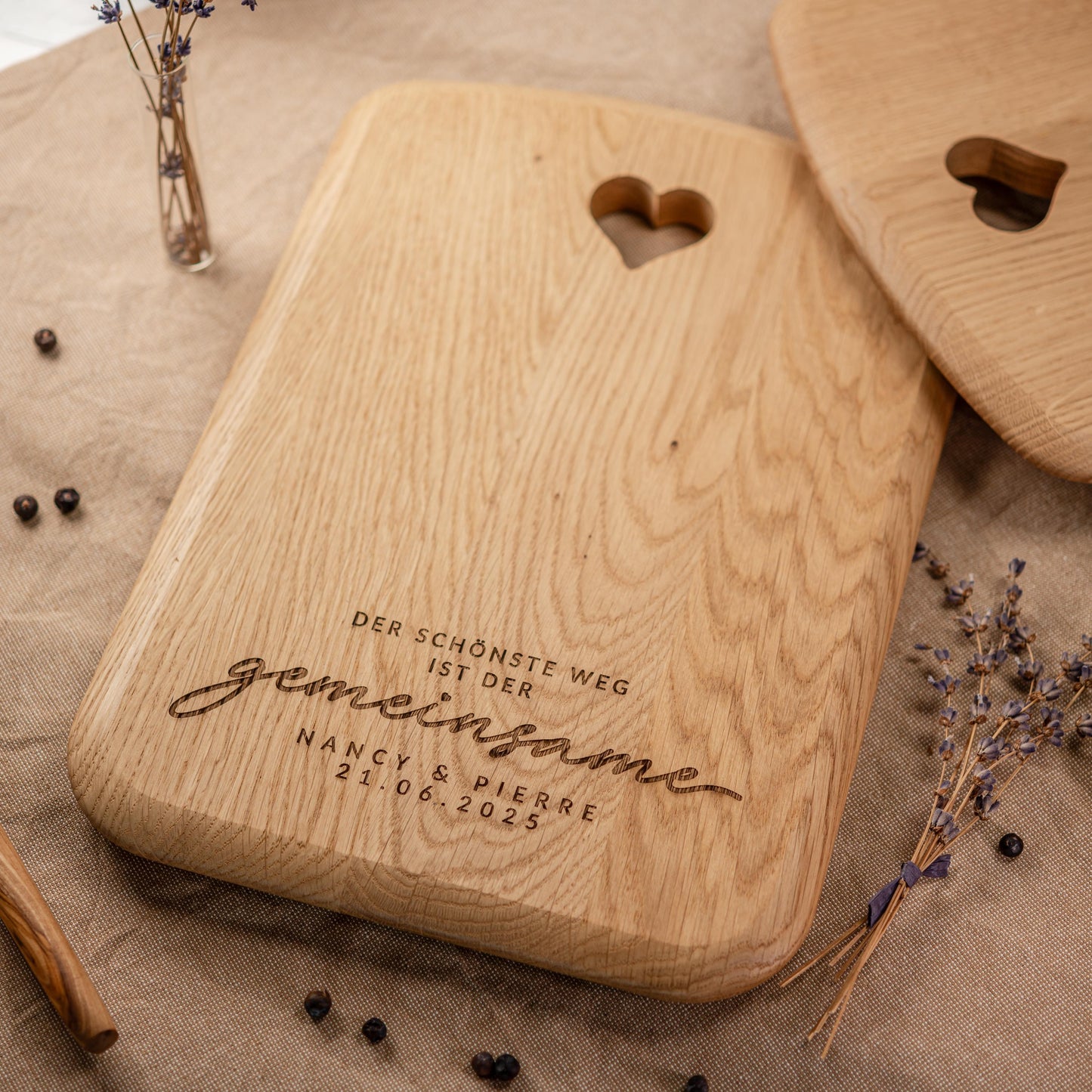 Schneidebrett Herz, Der schönste Weg ist der gemeinsame, Holzbrett personalisiert, Hochzeitsgeschenk, Geschenk Brautpaar, Silberhochzeit