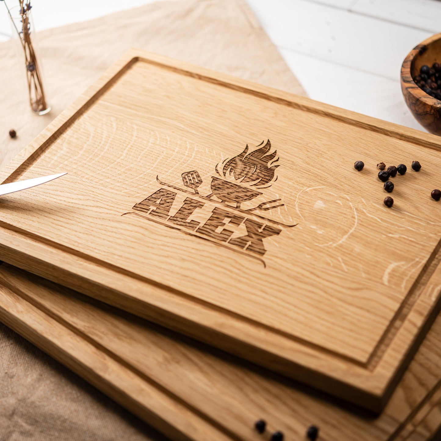 Schneidebrett Grillmotiv, Gravur Name, Geschenk Papa, Geschenkidee Vatertag, personalisiertes Grillbrett, Männergeschenk Weihnachten